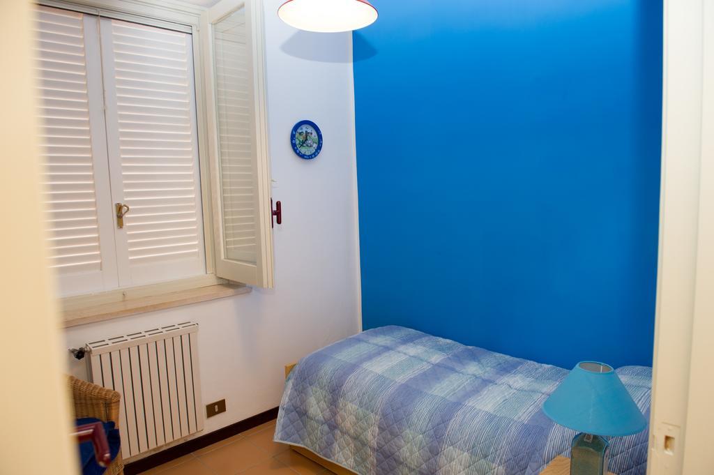 Lomarchi Holiday Home Карини Экстерьер фото